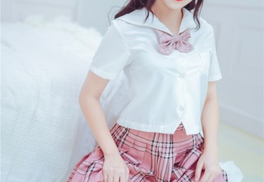 91大神独家专访：当低语在后台成了情感宣言，每个字句都充满诱惑